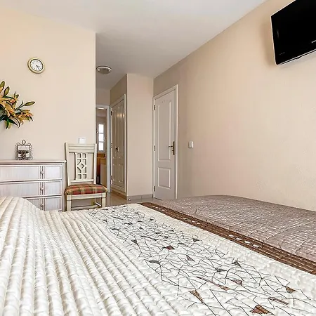 Del Duque 22elv3 Apartmán *